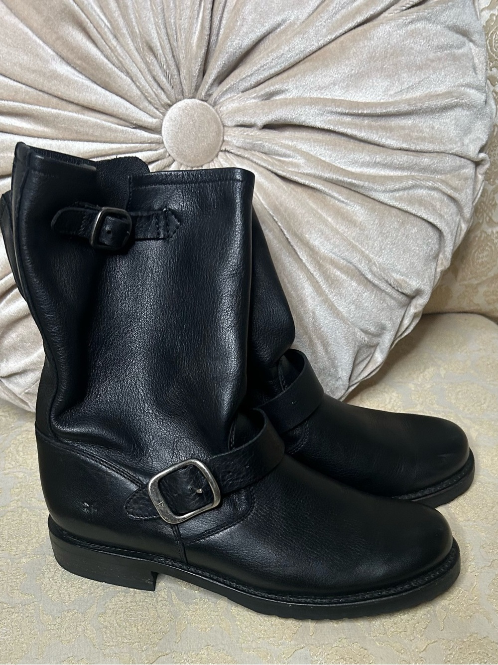 ❤️ FRYE LEATHER VERONICA HARNESS SHORT WOMENS BOOTS MOTO INSPIRED GRUNGE, BOHO